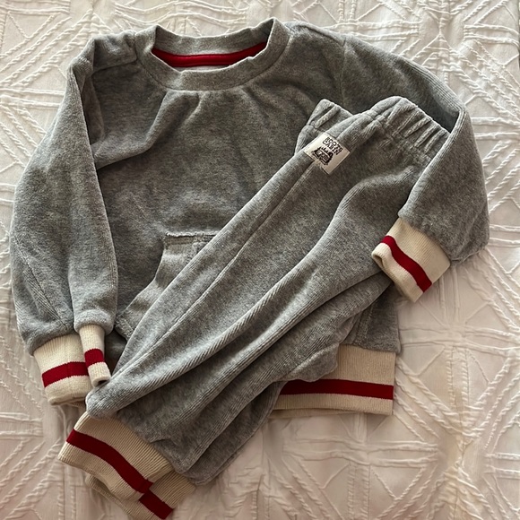 Roots Other - Roots Baby Cabin Collection